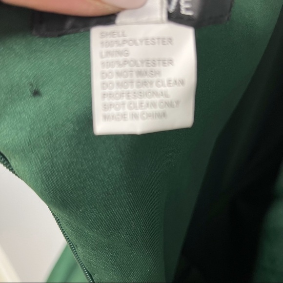 La Femme Off The Shoulder Jersey Fit & Flare Gown Green Dress Size 16 Formal - Picture 10 of 11